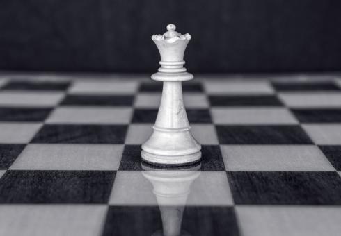 Loom 2024 Digital Marketing Insights Chess Piece